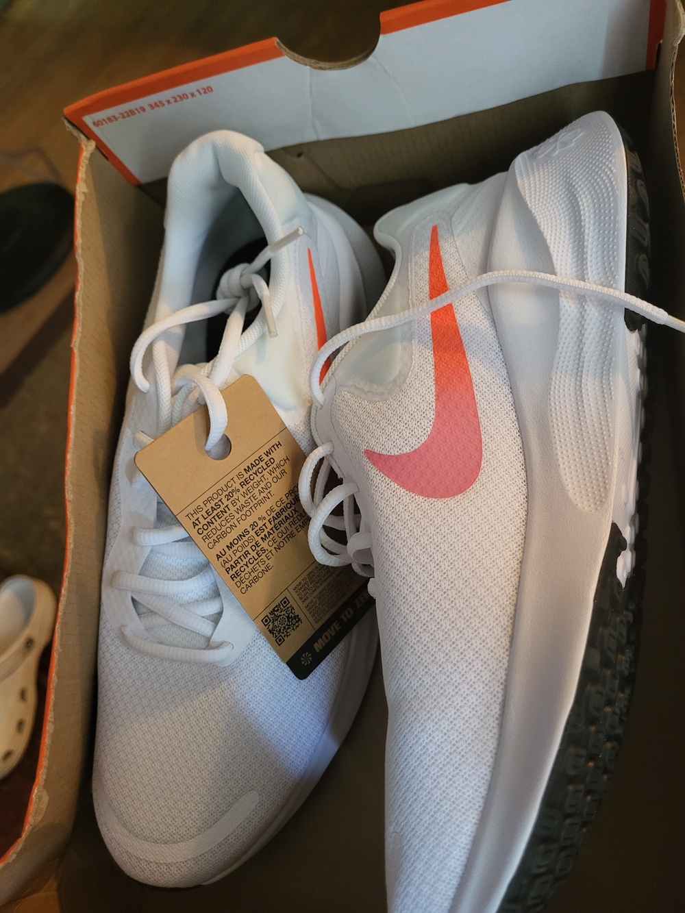 Nike Revolution 7